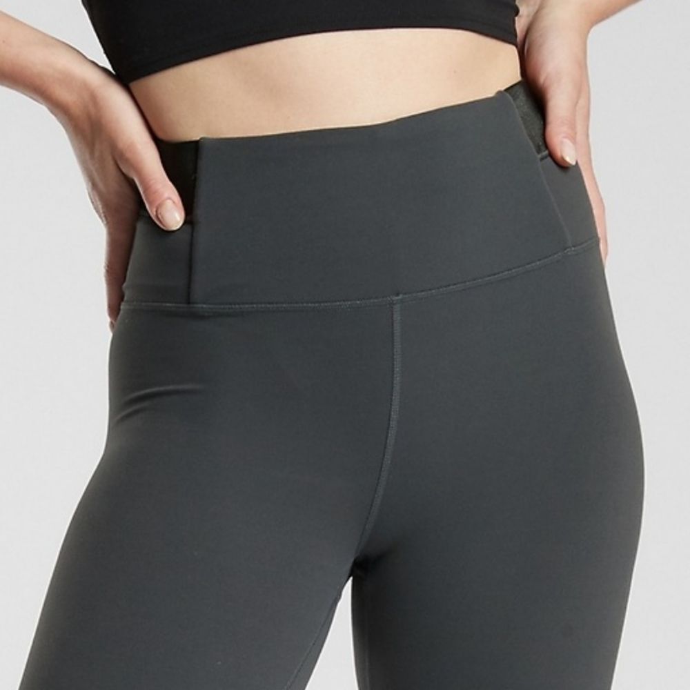 Athleta Aura Split Pant size S - image 4